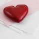 Coeur en cuir rouge