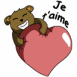 Coeur serr� par un nounours