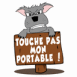 Molosse et pancarte "Touche pas mon portable!"