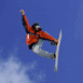 Snowboarder en plein vol