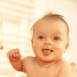 B�b� tirant la langue