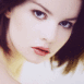 Jeune femme de c�t�