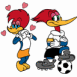 Woody Woodpecker joueur de foot et sa fianc�e