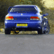 Subaru Impreza bleur, vue de l'arri�re