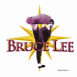 Bruce Lee donnant un coup de pied �toil�