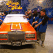 Pimp My Ride: L'�quipe autour d'une Cadillac orange tun�e