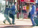 Plaquage en r�gle dans la rue