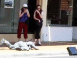 Gadins dans la rue